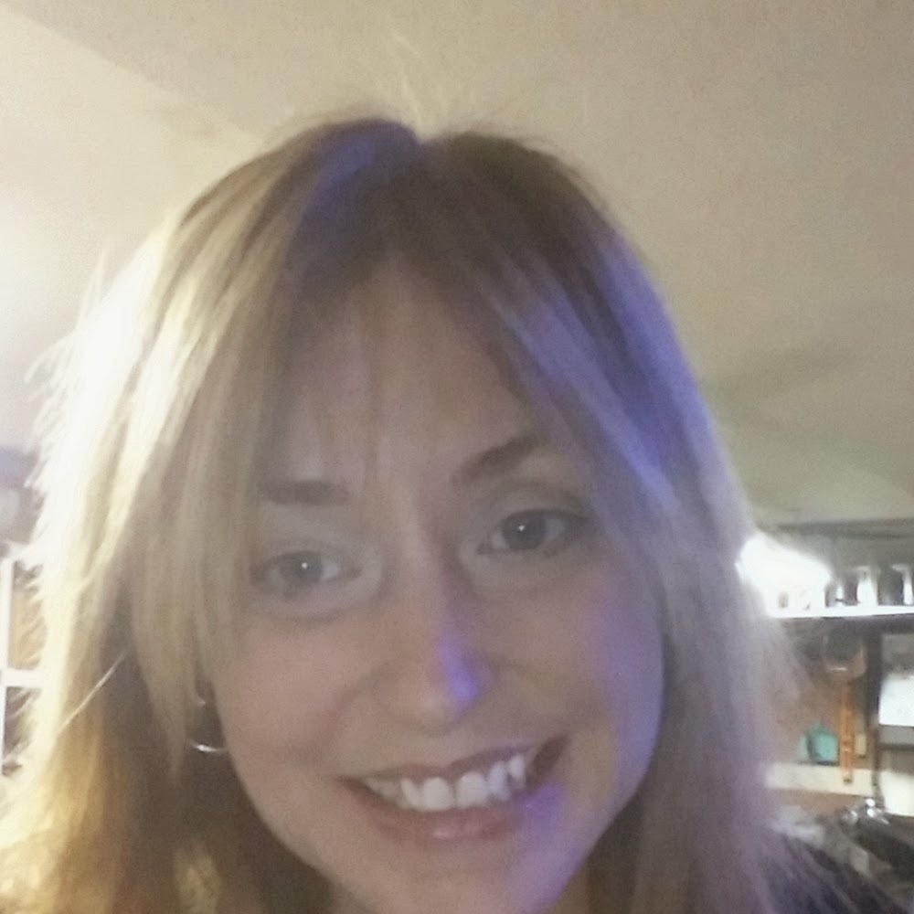 Meet your Posher, Liz